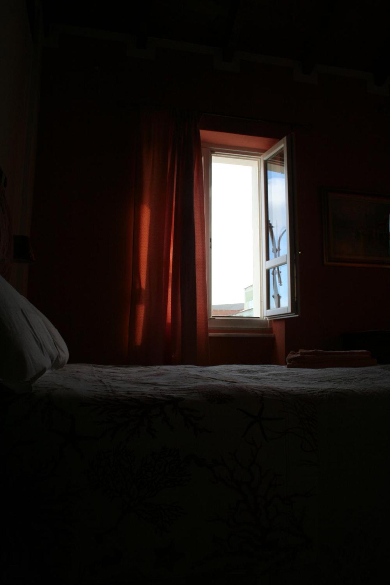 B&B Guest House Il Porto Vecchio สตินติโน ภายนอก รูปภาพ