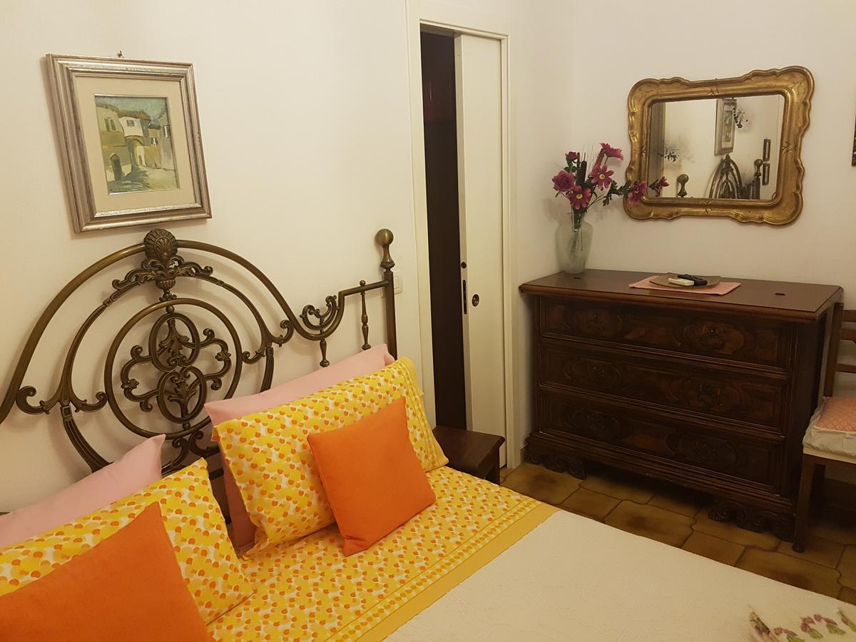 B&B Guest House Il Porto Vecchio สตินติโน ภายนอก รูปภาพ